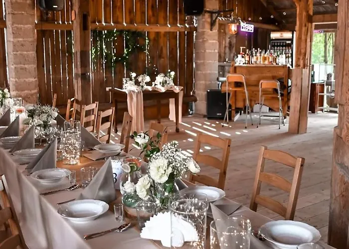 Pole Namiotowe Kogutowo Luksusowy namiot Wietrzychowice